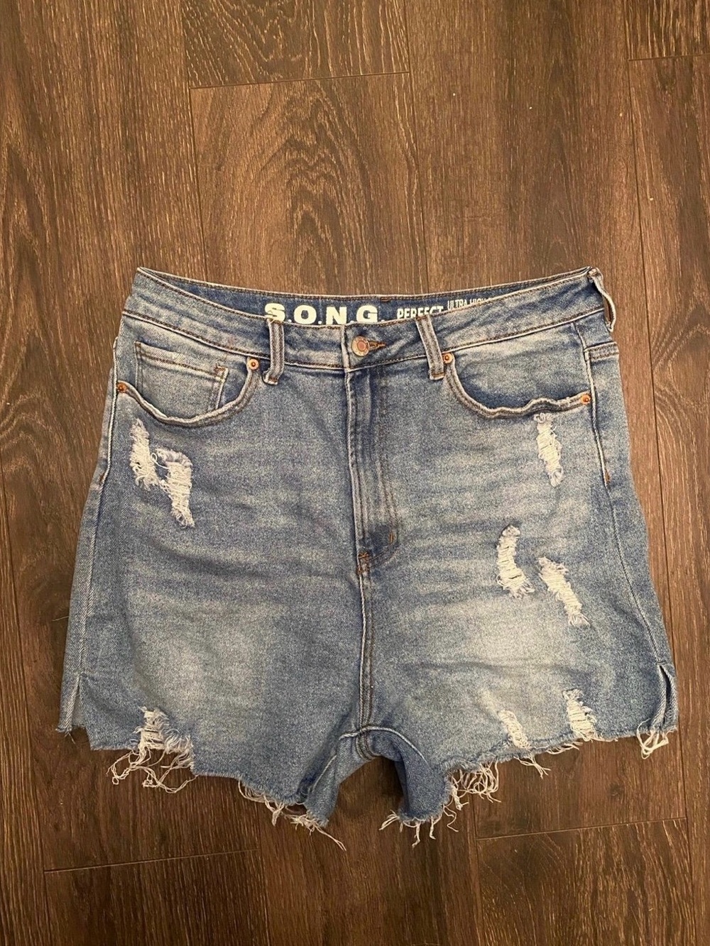 Woman’s plus size high rise shorts